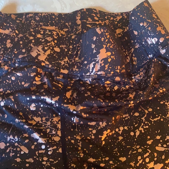 2LIV - Picture 4 of 6